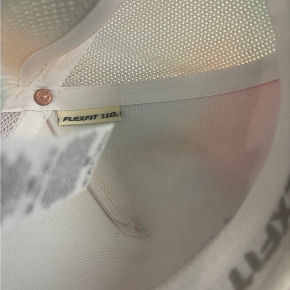 Levi's Colorful Gradient Cap - Picture 9 of 9